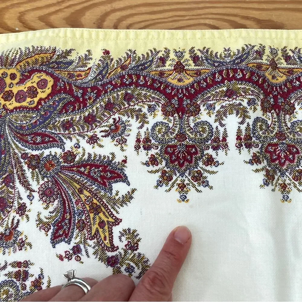 William Sonoma Cotton Placemats Yellow Maroon Floral